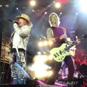 Concerts 2017 0813 hershey gnr08