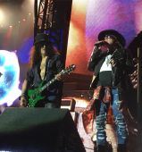 Concerts 2017 0819 montreal gnr04