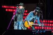 Concerts 2017 0824 winnipeg gnr06