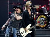 Concerts 2017 0830 edmonton gnr03