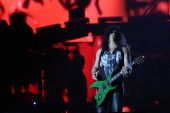 Concerts 2017 0926 sao paulo slash02