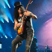 Concerts 2017 1008 philadelphie slash05