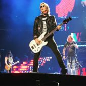 Concerts 2017 1012 newark gnr03