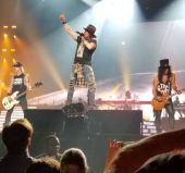 Concerts 2017 1015 nyc gnr3