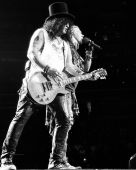 Concerts 2017 1019 washington gnr04