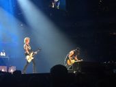 Concerts 2017 1022 boston gnr04