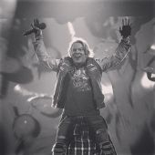 Concerts 2017 1023 hartford axl03