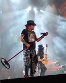 Concerts 2017 1102 detroit axl04