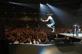 Concerts 2017 1106 chicago slash10