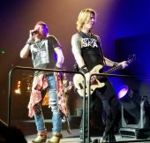 Concerts 2017 1113 nashville gnr02