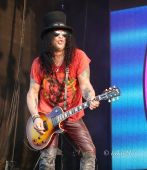 Concerts 2018 0609 download uk slash03