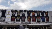 Concerts 2018 0624 mannheim merchandising