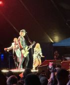 Concerts 2023 0805 moncton gnr carrie01.
