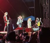 Concerts 2023 0805 moncton gnr carrie04.