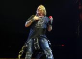 Concerts axldc 20160906 cleveland axl04