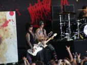 Photo de Nikki Sixx et D.J. Ashba live lors d'un concert de Sixx A.M.