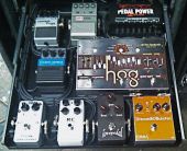 Guitares gear richard fortus pedal board