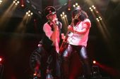 Velvet revolver tweeter3