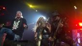 Guns n' roses 2011 indianapolis zakk wylde whole lotta rosie