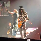 0&url=/concerts/2017/1128 san diego/slash02